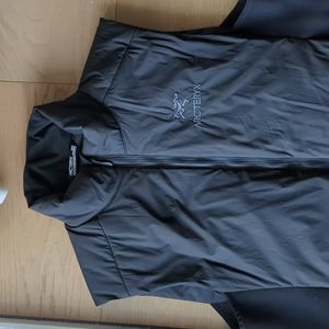Arcteryx mens Atom vest Black M